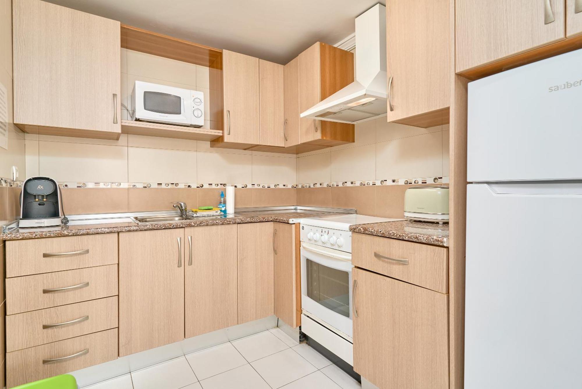 Large One Bed Apartment Nerja